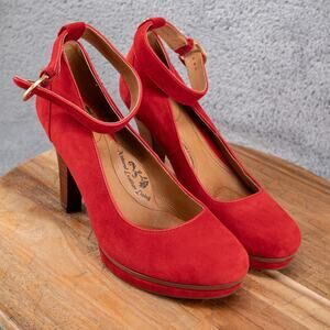 Sofft Red Manhattan Suede Mary Jane Style Pumps Size 8